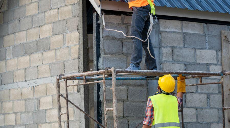 Expert tile roof repair services in Aurora, OR